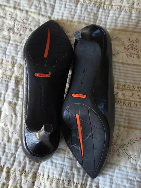 ROCKPORT Black Pointed Leather Pumps, 2 Inch Heel WEDDING READY - Picture 3 of 9